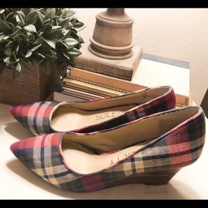 Sole Society pointed wedge